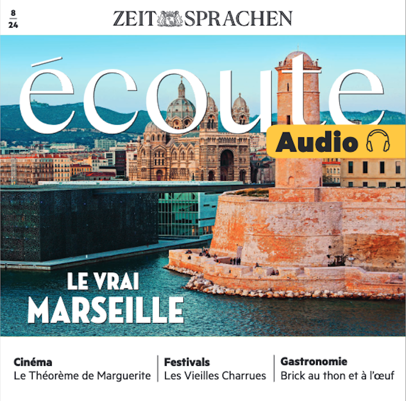 Cover 824
