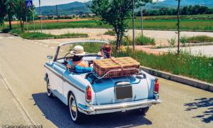 Frauen im Cabrio