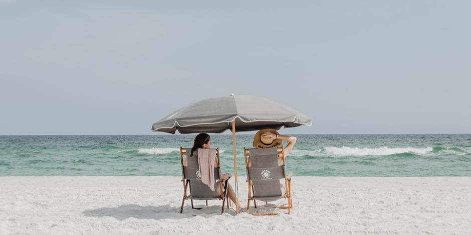 2 women on the beach