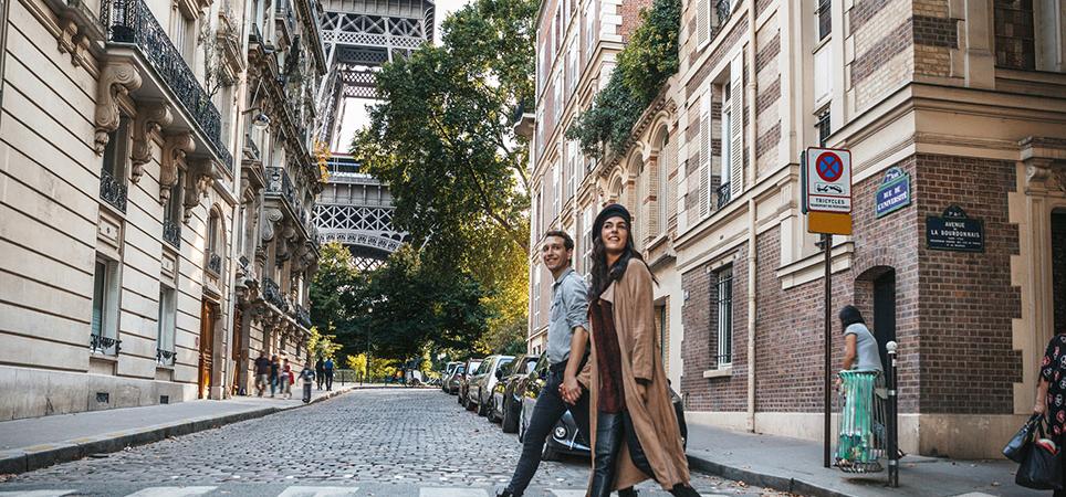 Paar in Paris