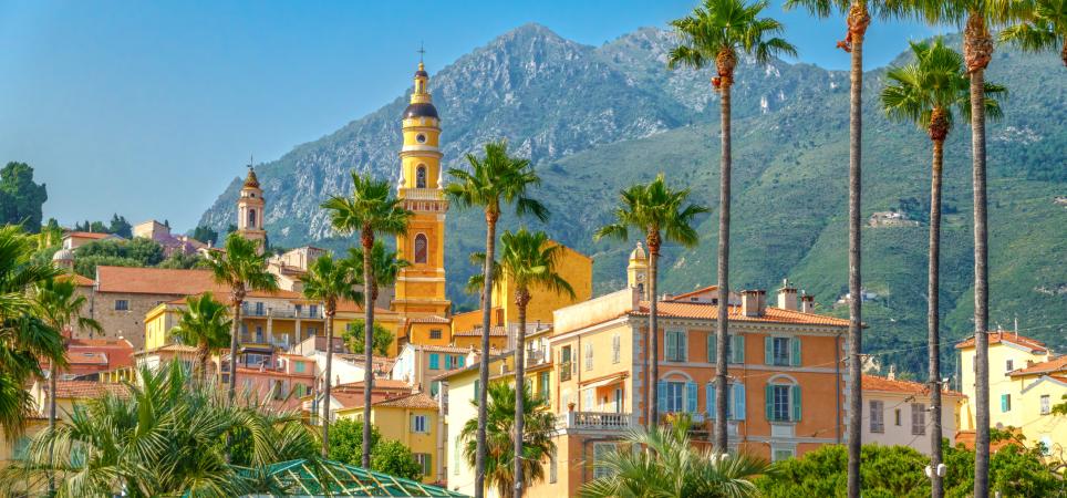 Lichtwolke/iStock.com Menton