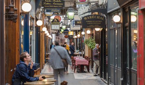 Passage in Paris